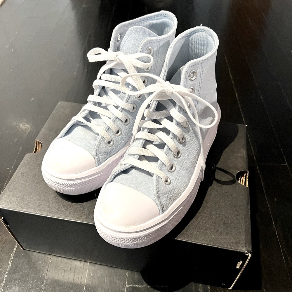 Converse - Chuck Taylor Hi Top (Size Kids’ 4/light blue)